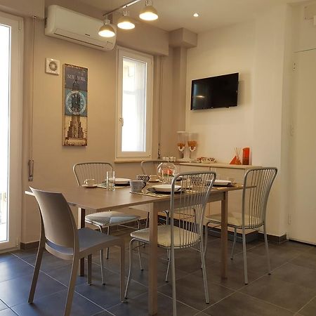 Guest House Cefalu Suites Exteriör bild